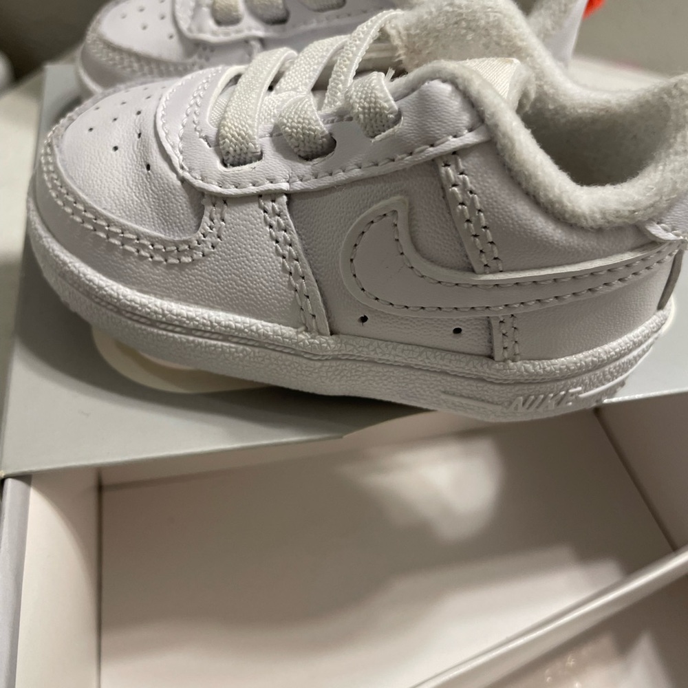 Infant Shoe Size Chart Guide - Picture 5 of 8